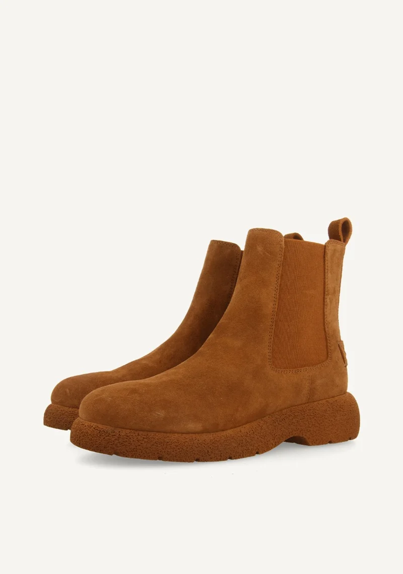 CHELSEA LEATHER ANKLE BOOTS PRESOV