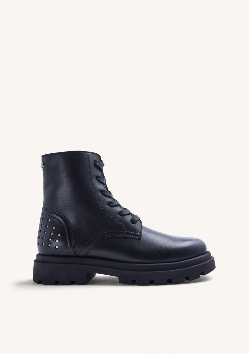 BLACK LEATHER BOOTS WITH ZIPPER