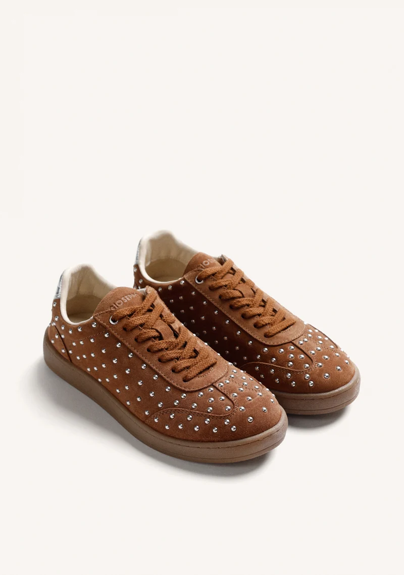 BROWN LEATHER SNEAKERS WITH STUDS