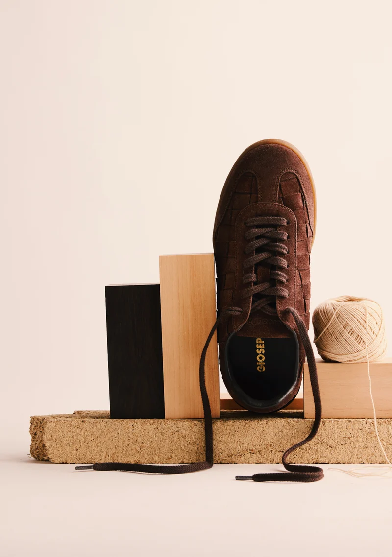 BROWN LEATHER SNEAKERS