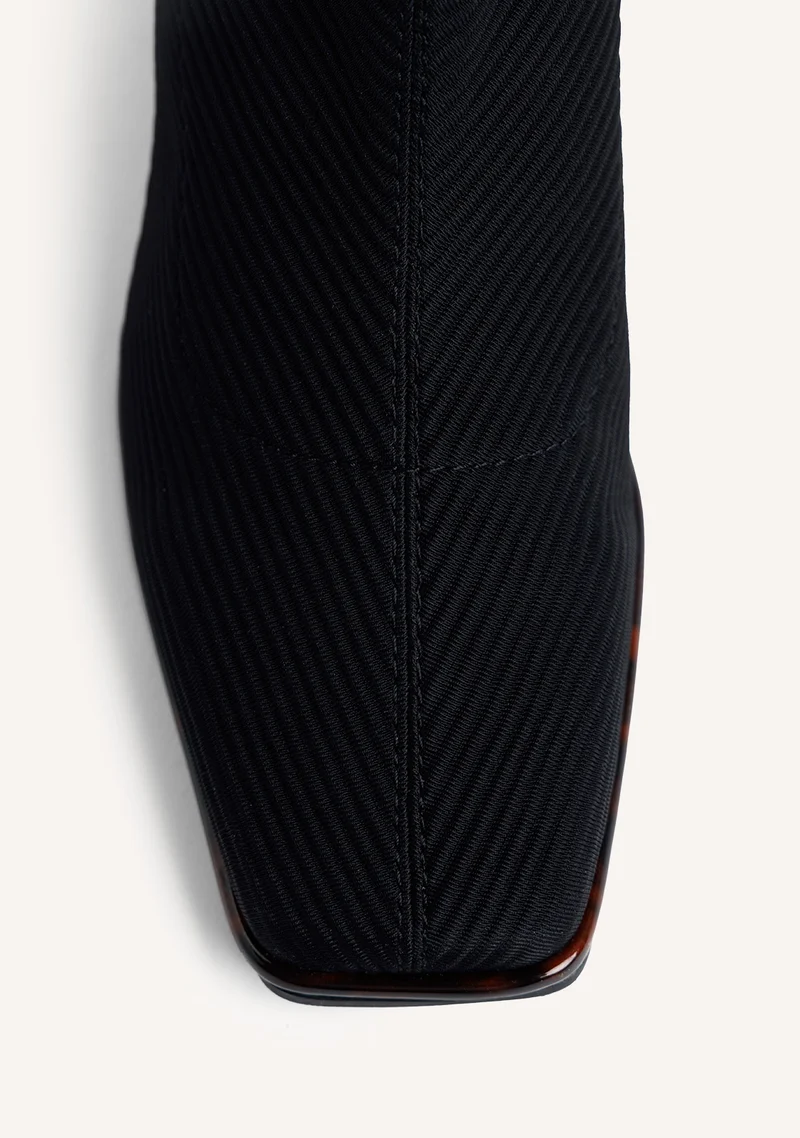 BLACK ELASTIC ANKLE BOOTS