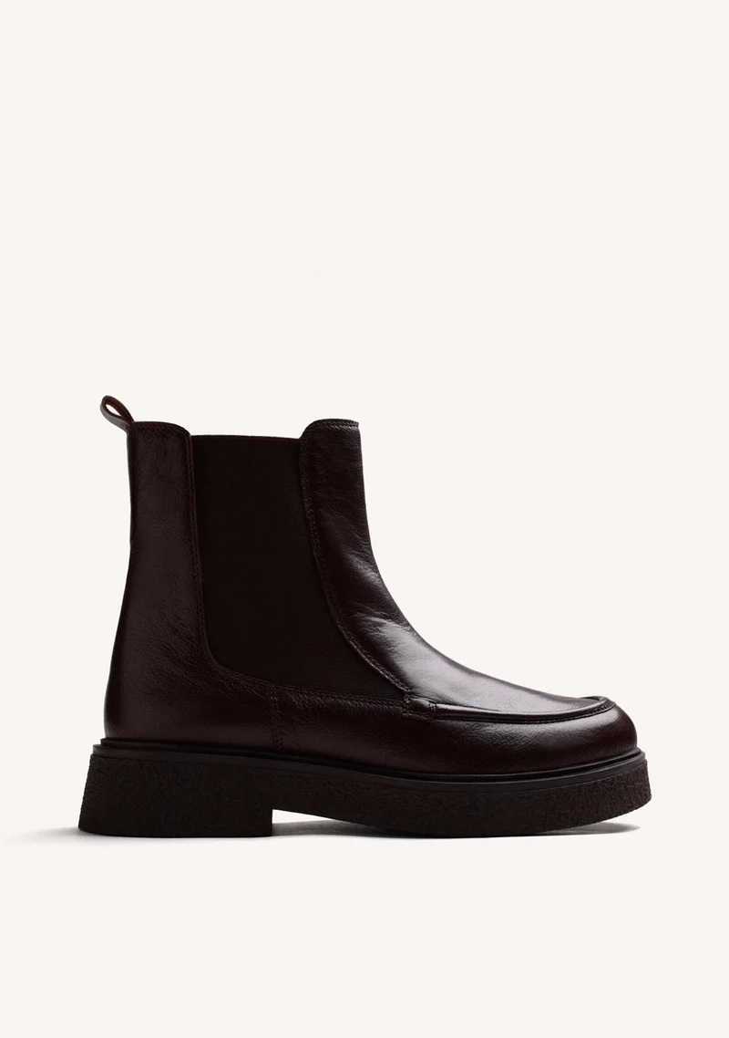 BROWN CHELSEA LEATHER ANKLE BOOTS