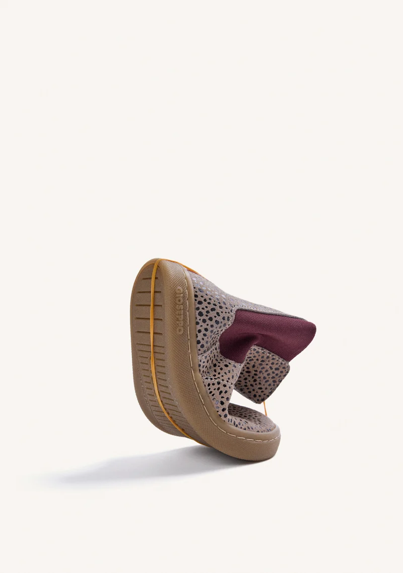 BAREFOOT LEATHER CHELSEA BOOTS