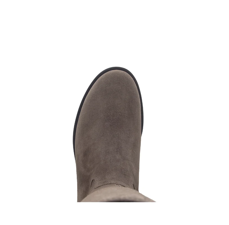 Bottes grises en daim