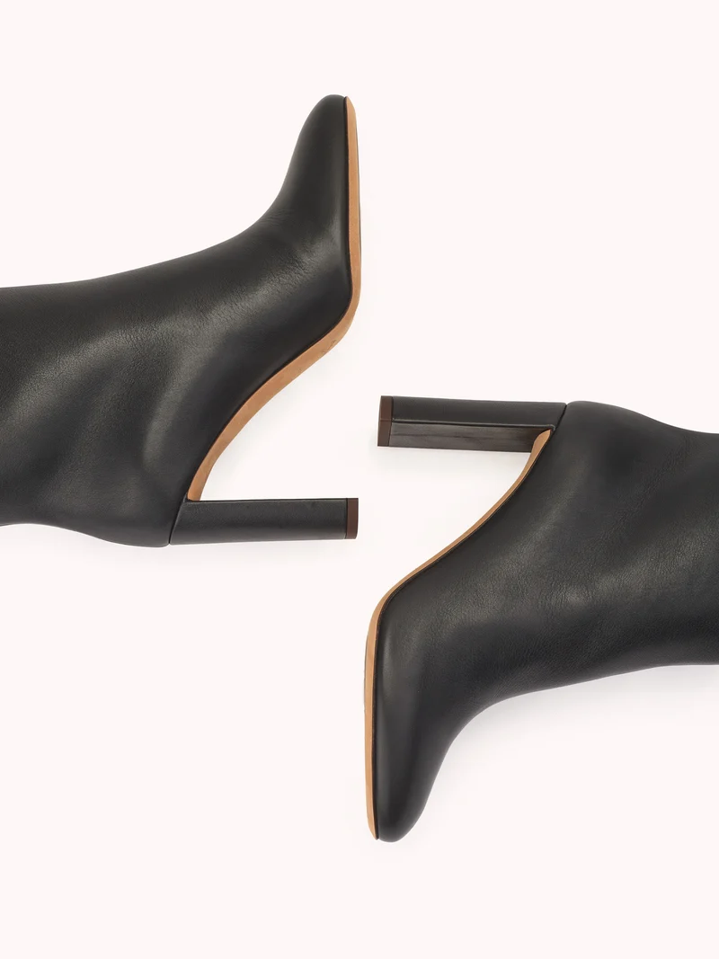 Cuissardes à talons Marylin en cuir nappa métallisé noir