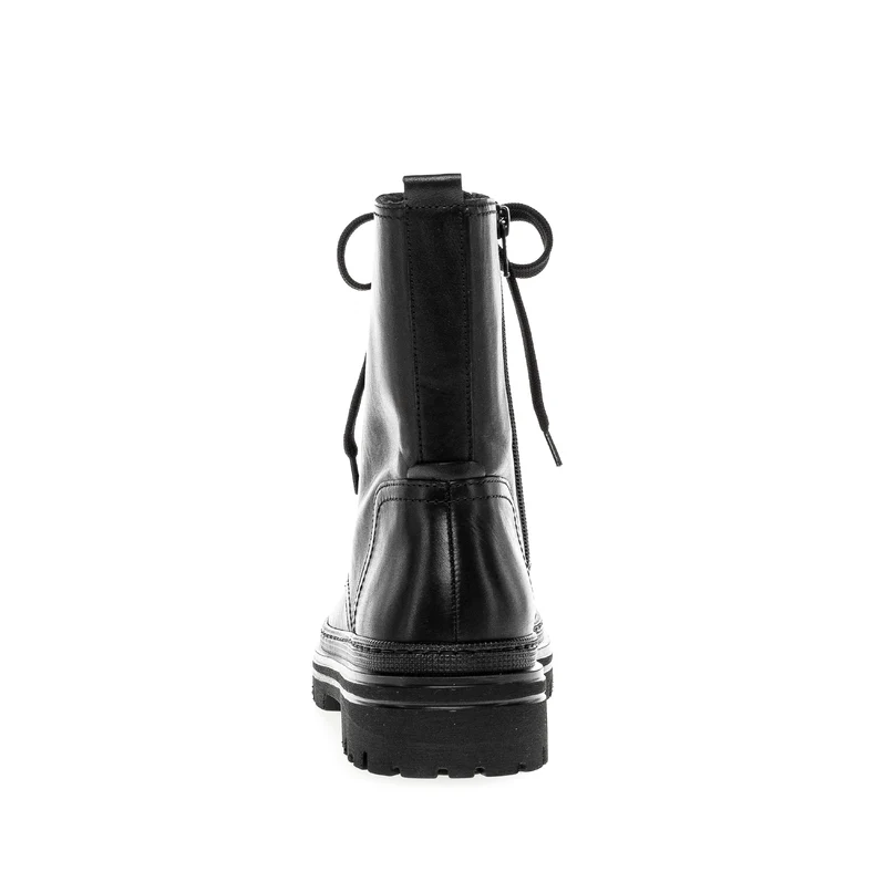 Bottines à lacets noires en cuir lisse