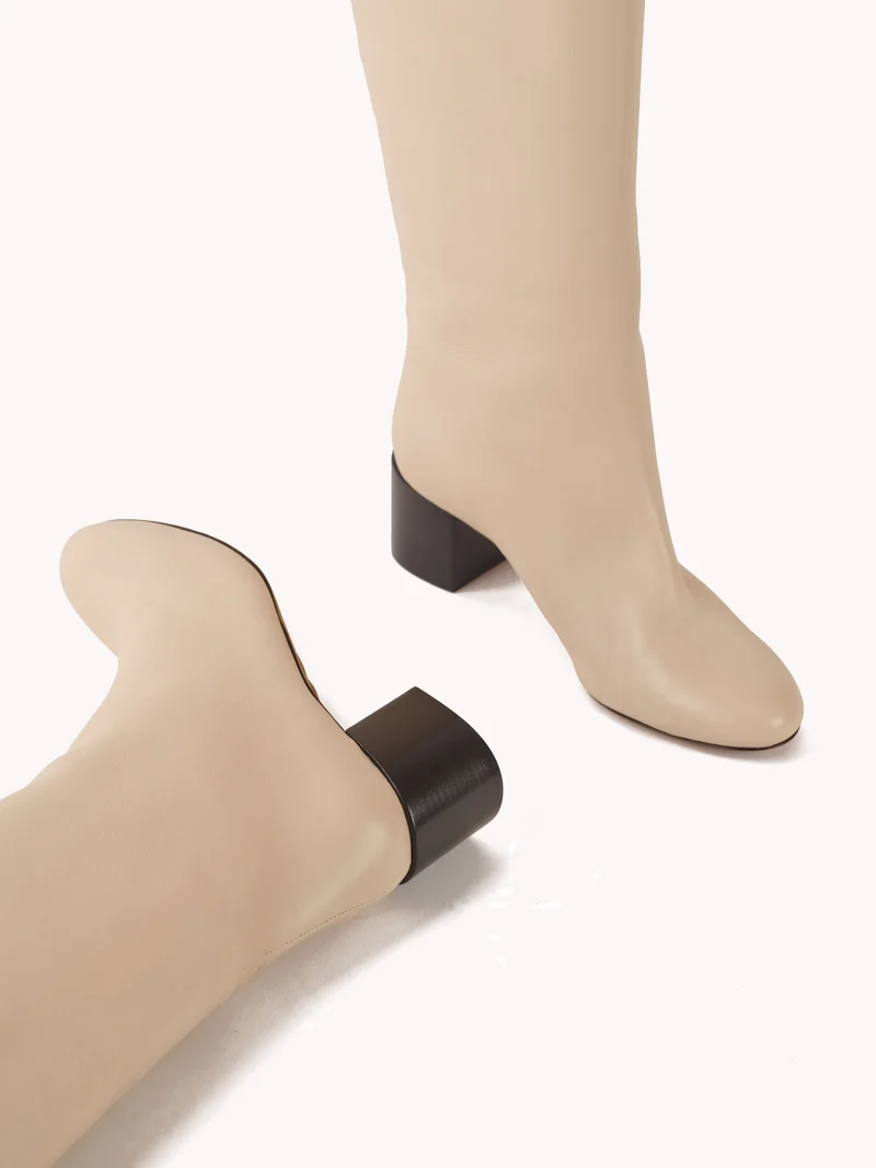 Bottes à talon moyen Adry en cuir nappa crème