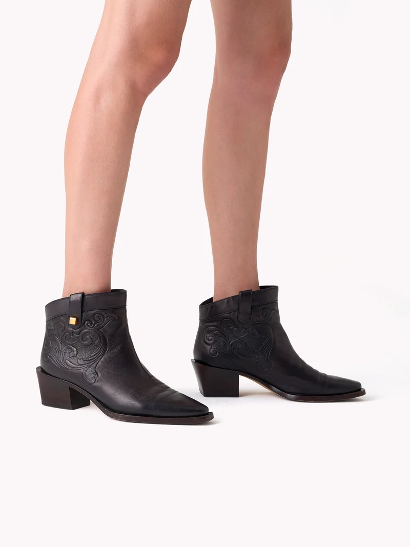 Bottines western Alexandra Cordoba en cuir noir