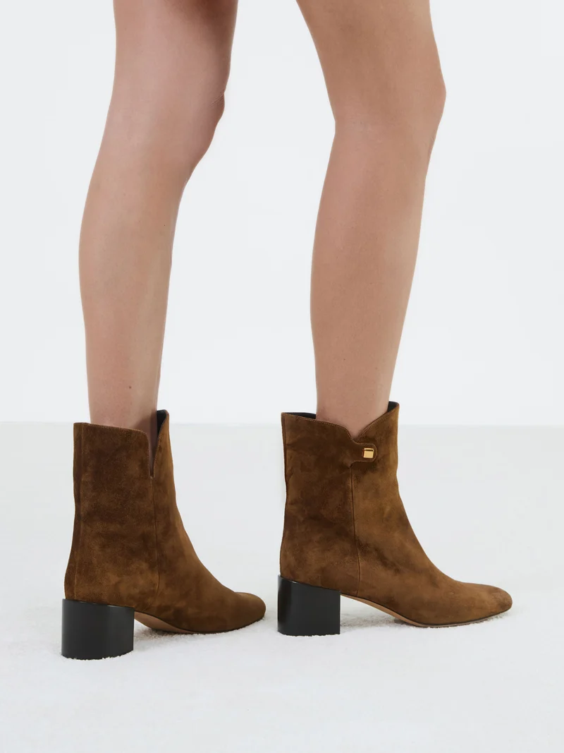 Bottines à talon moyen Gaby en suède marron espresso