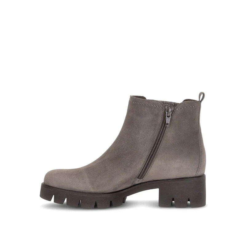Bottines beiges en cuir velours