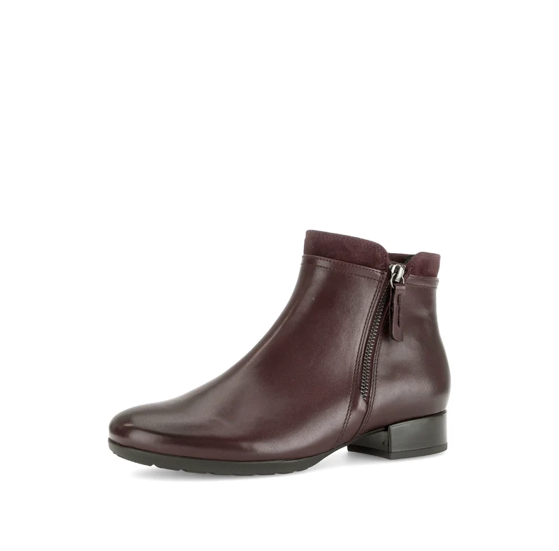 Bottines rouges en cuirs combinés