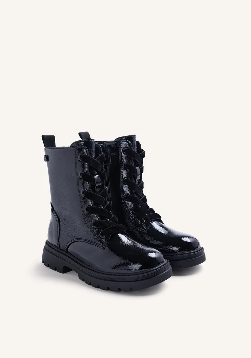BLACK PATENT EFFECT BOOTS