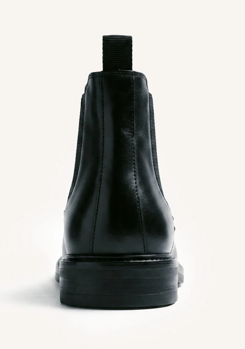 BLACK CHELSEA LEATHER ANKLE BOOTS