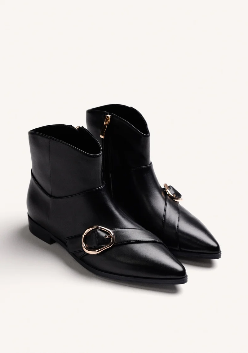 BLACK ELASTIC BUCKLE BOOTS