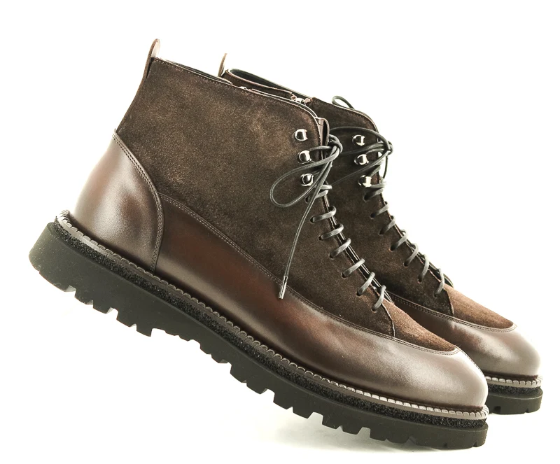BOOTS 8047