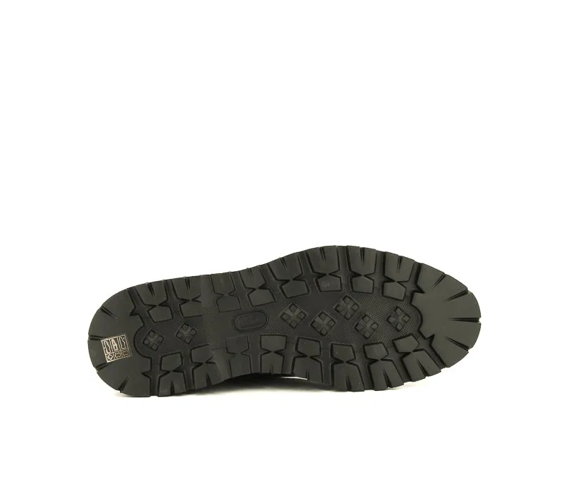 BOOTS 8047