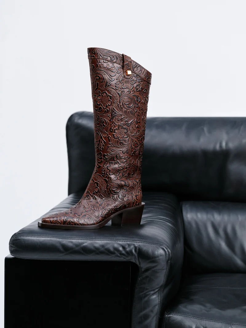 Bottes western Sienna Borgia en cuir embossé floral marron pécan
