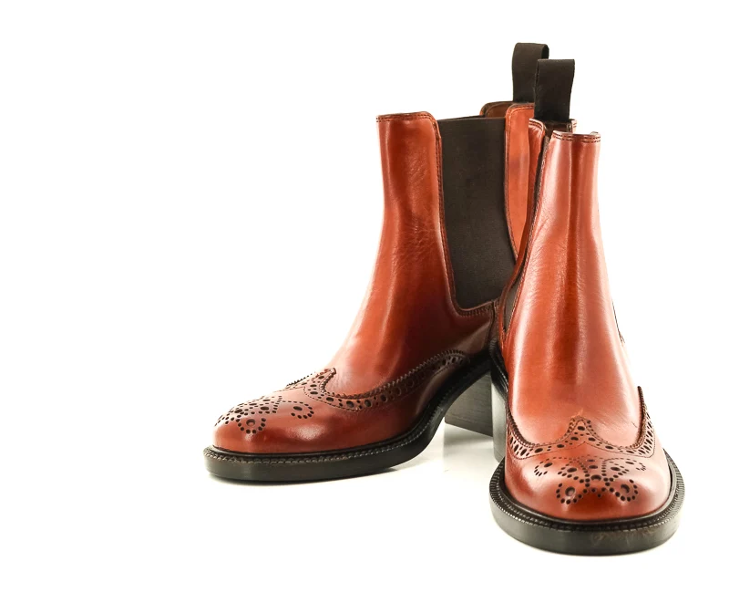 BOOTS D1820
