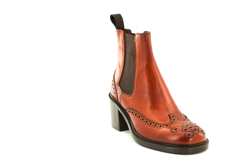 BOOTS D1820