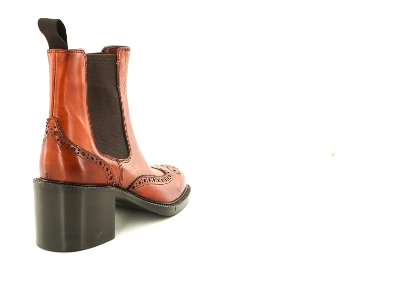 BOOTS D1820