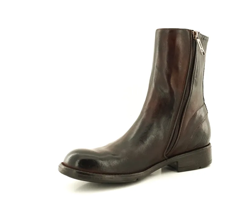 BOOTS DT05A