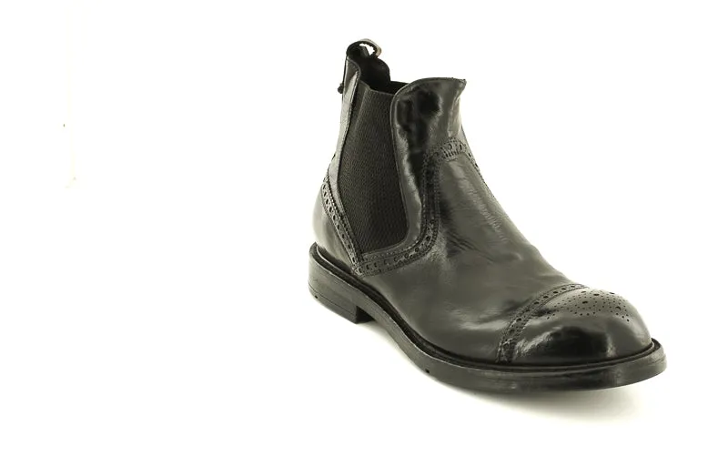 BOOTS IH05A
