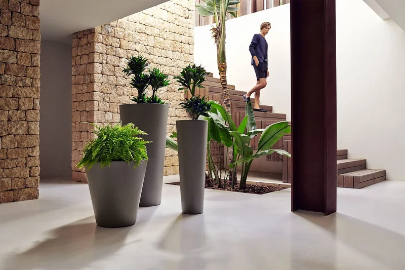 Pot - Cono Alto LED