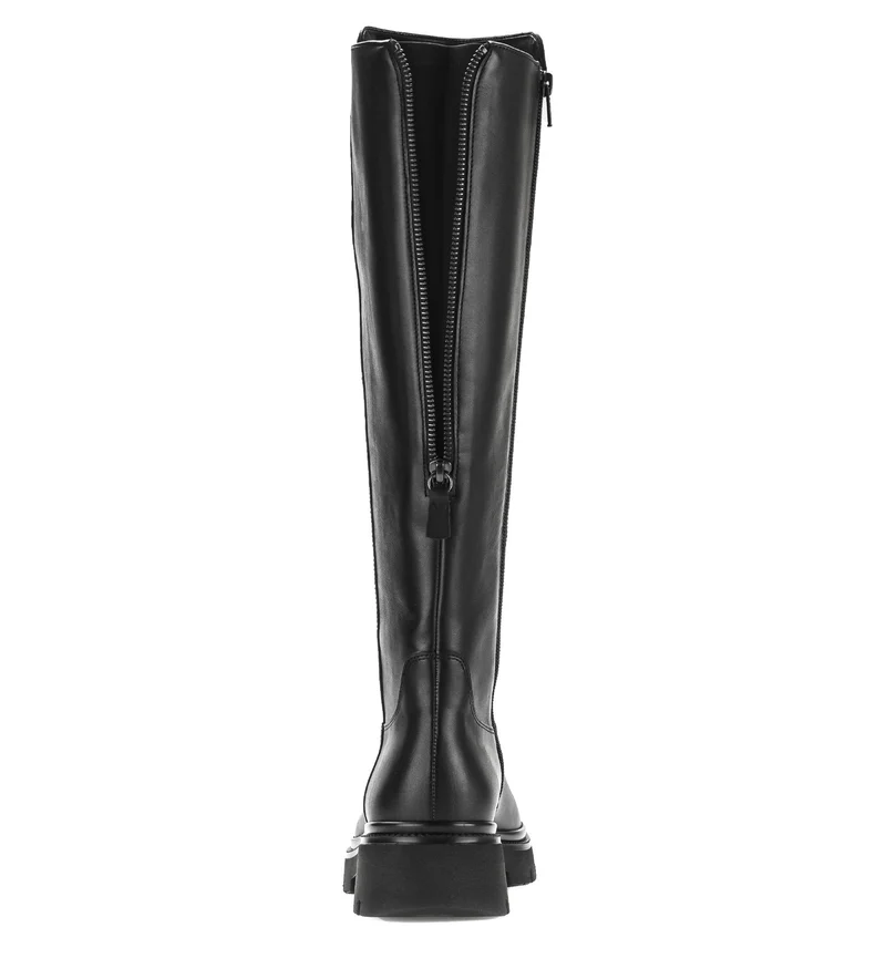 Bottes noires en cuir lisse
