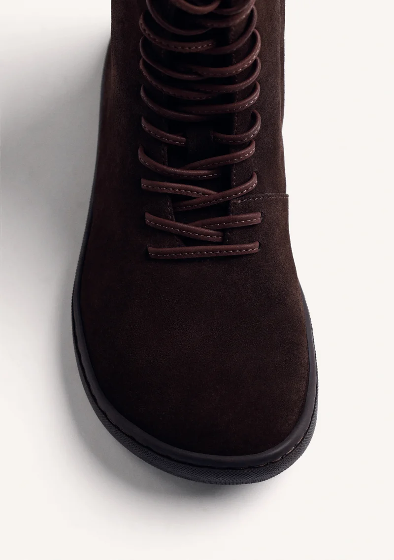 BROWN BAREFOOT LEATHER BOOTS