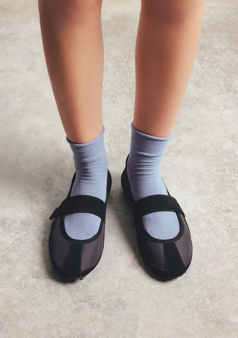 BLACK SPORT BALLET FLATS IN LEATHER AND NYLON