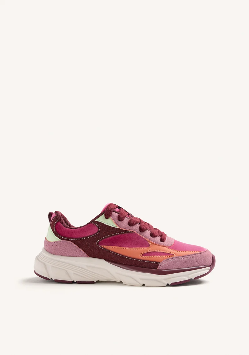 BURGUNDY SNEAKERS