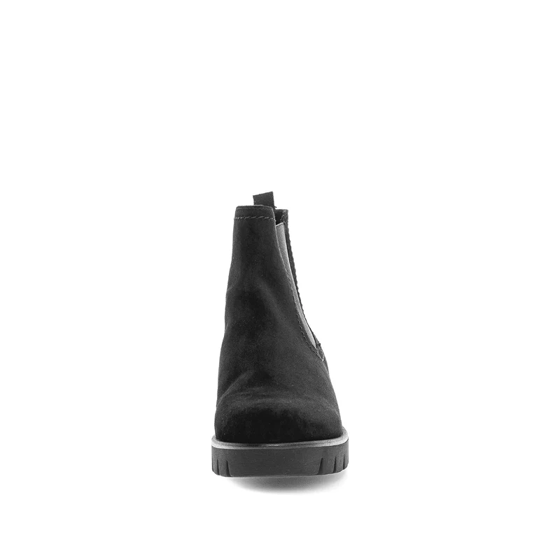 Bottines noires en cuir velours
