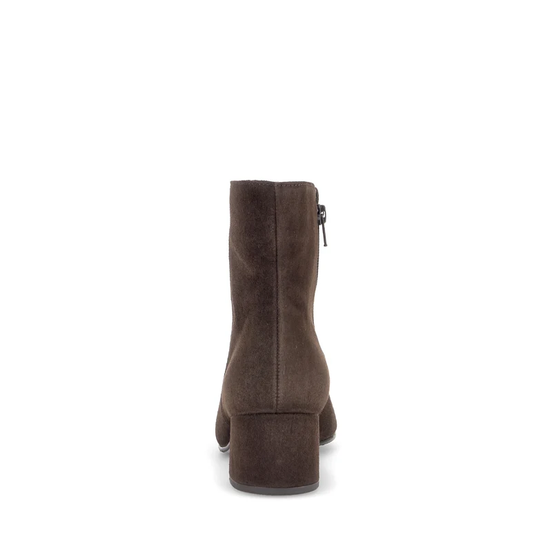Bottines marron en cuir velours