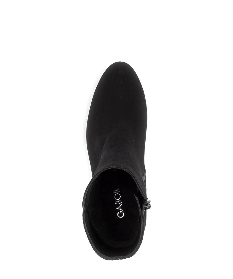 Bottines noires en cuir velours
