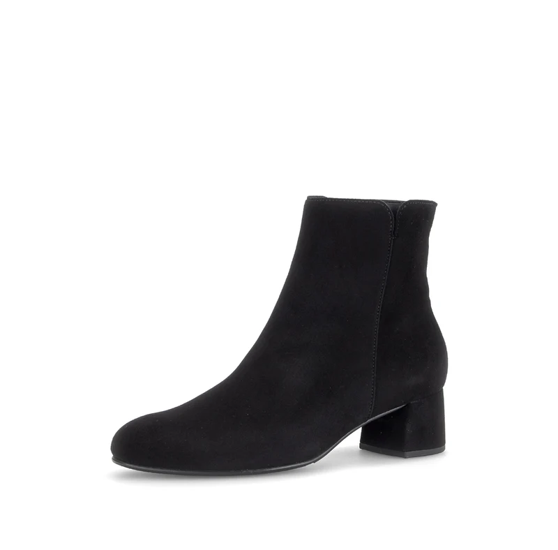 Bottines noires en cuir velours