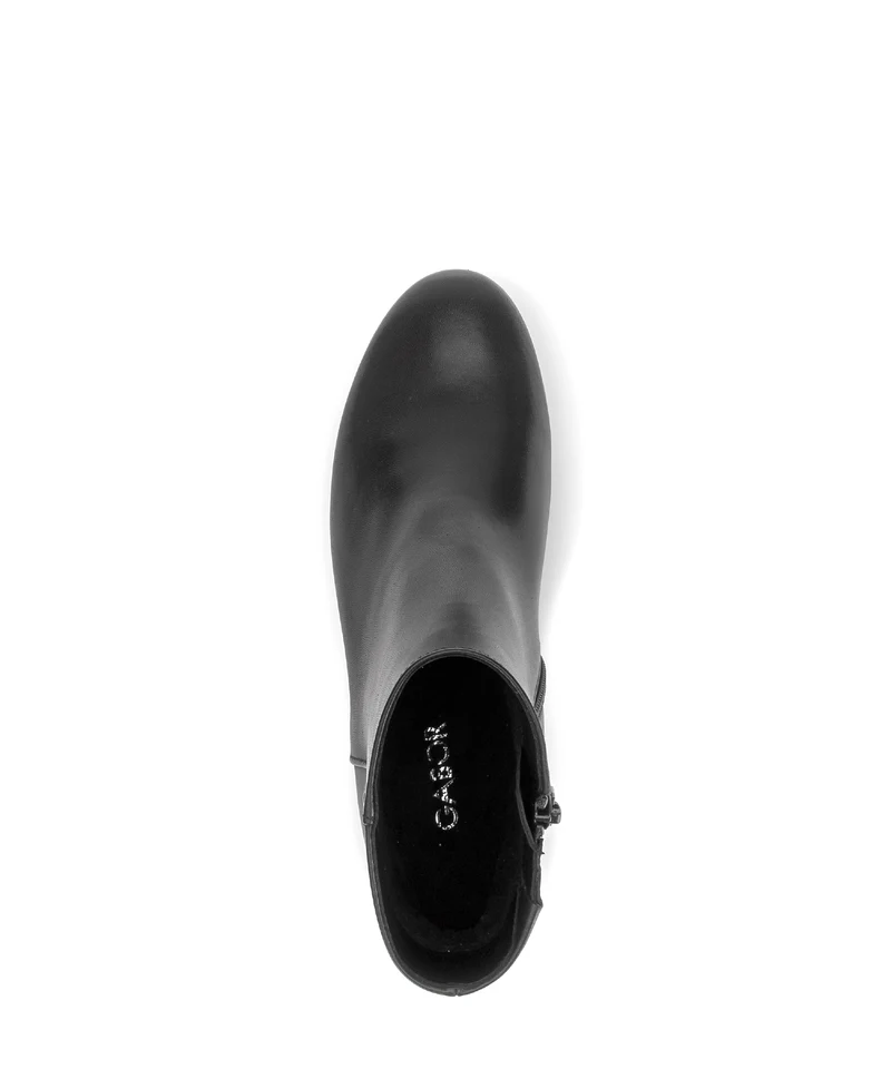 Bottines noires en cuir lisse