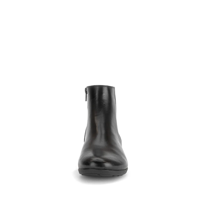 Bottines noires en cuir lisse
