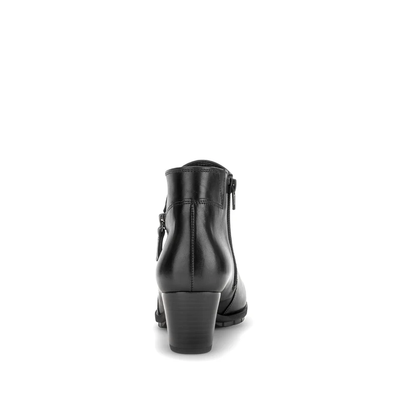 Bottines noires en cuir lisse