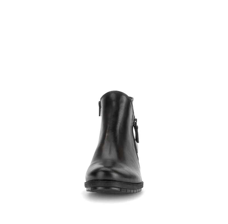Bottines noires en cuir lisse