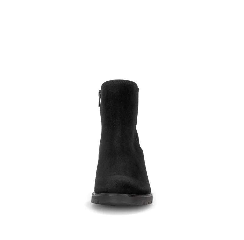 Bottines noires en cuir velours