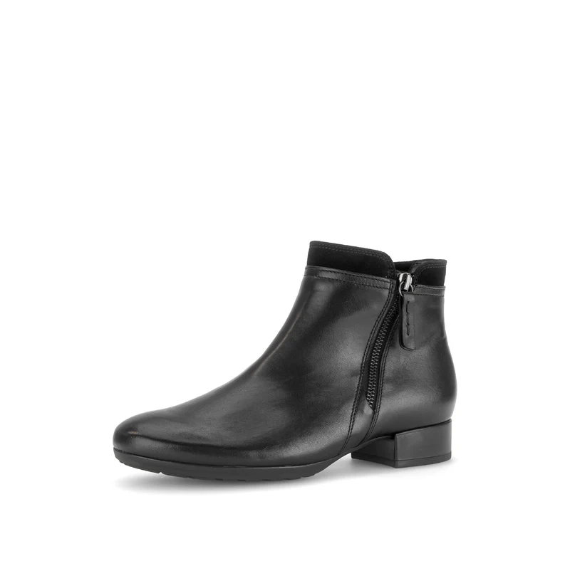 Bottines noires en cuirs combinés