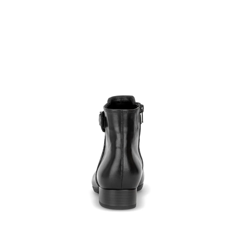 Bottines noires en cuir