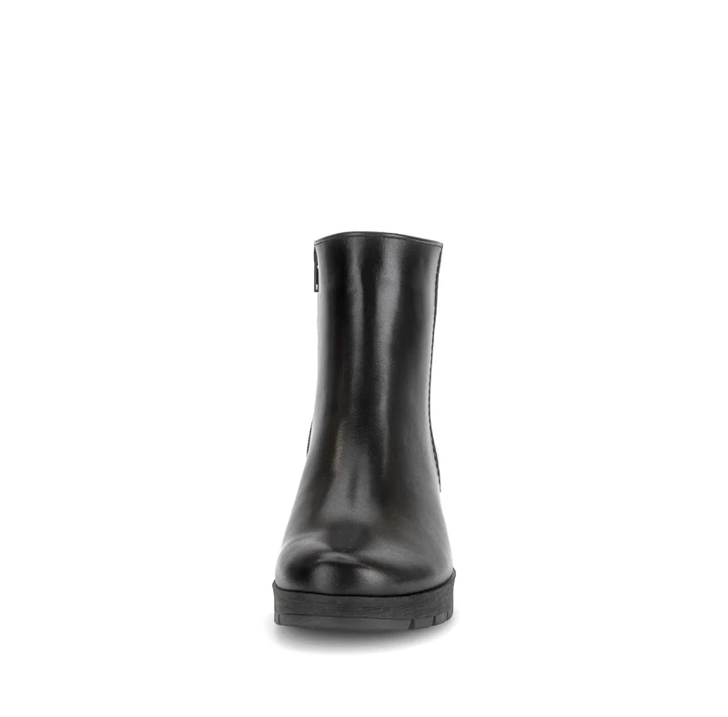 Bottines noires en cuir lisse