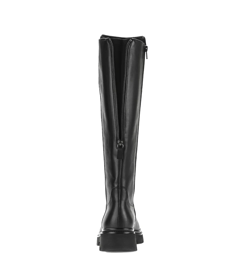Bottes noires en cuirs lisse