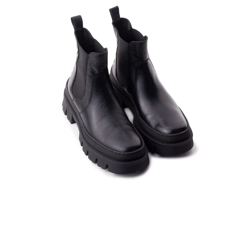 Forli Black Leather