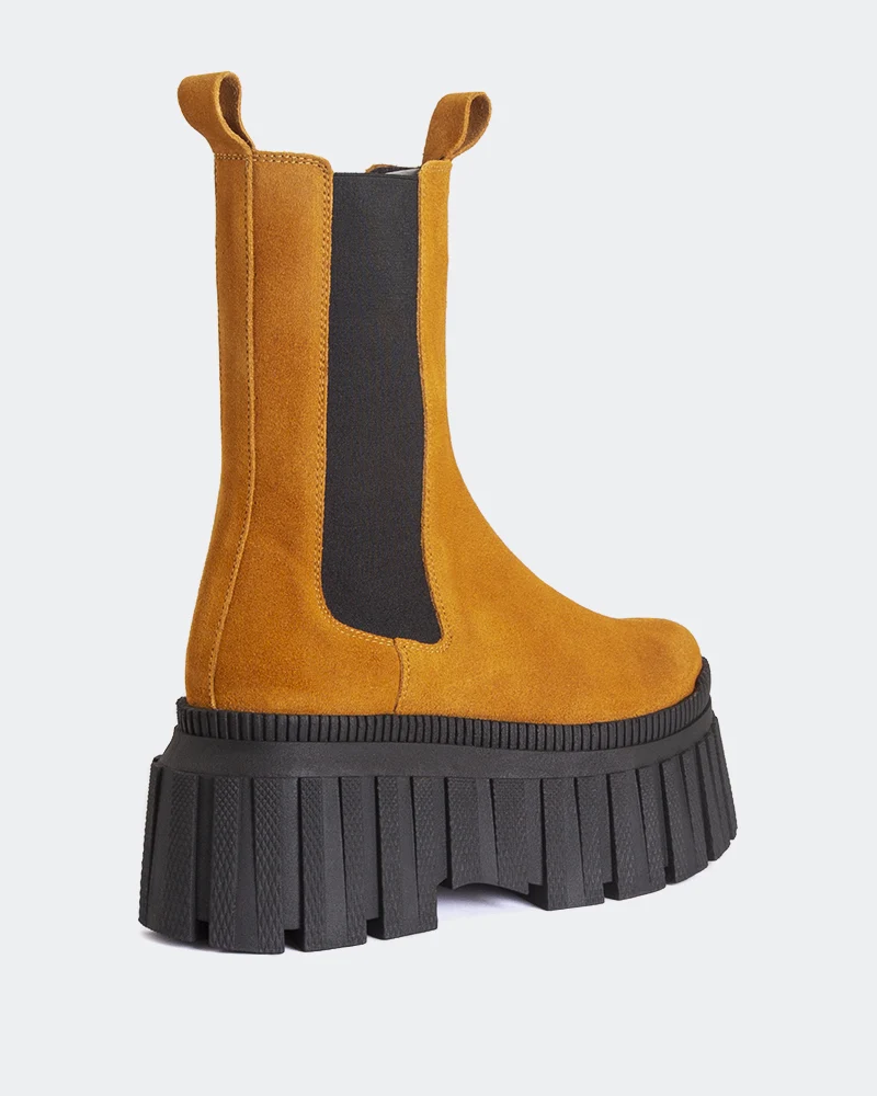 Lorana Camel Suede