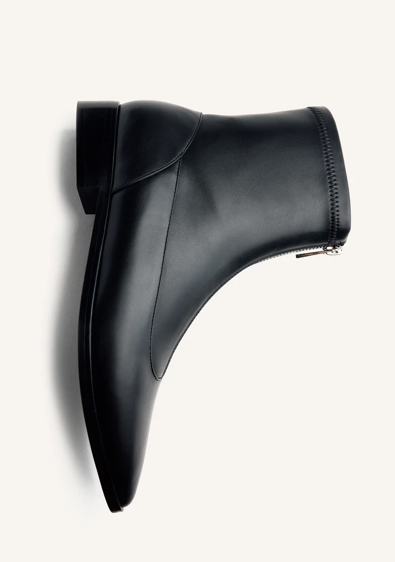 BLACK ELASTIC ANKLE BOOTS WITH ZIPPER