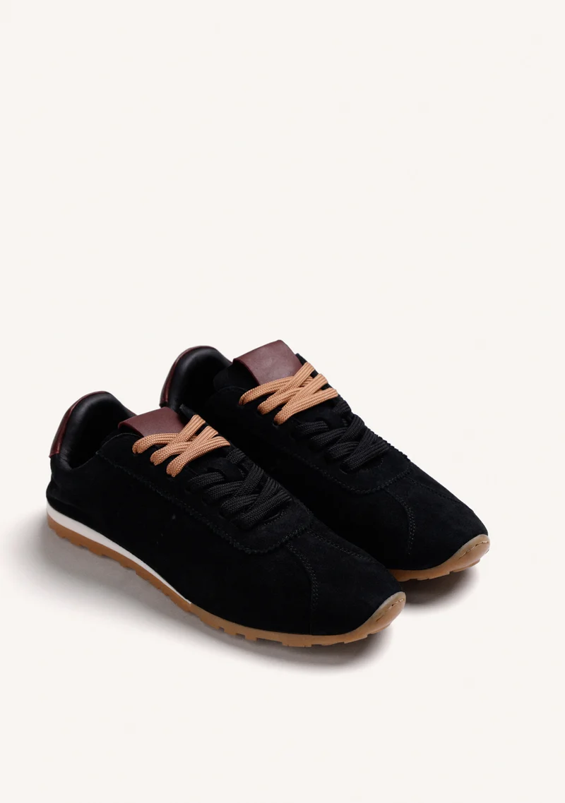 BLACK LEATHER SNEAKERS