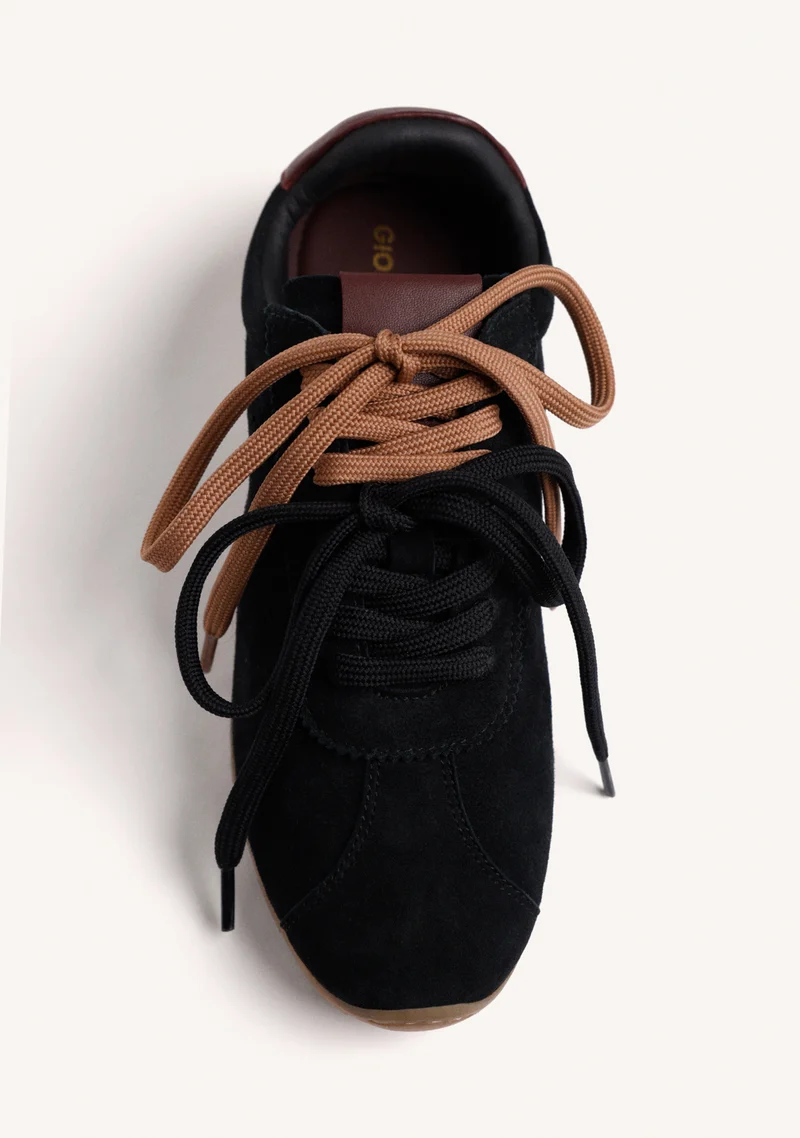 BLACK LEATHER SNEAKERS