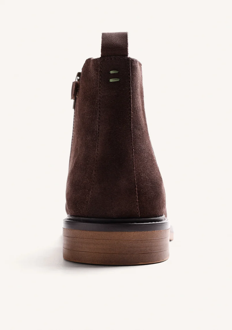 BROWN CHELSEA LEATHER ANKLE BOOTS